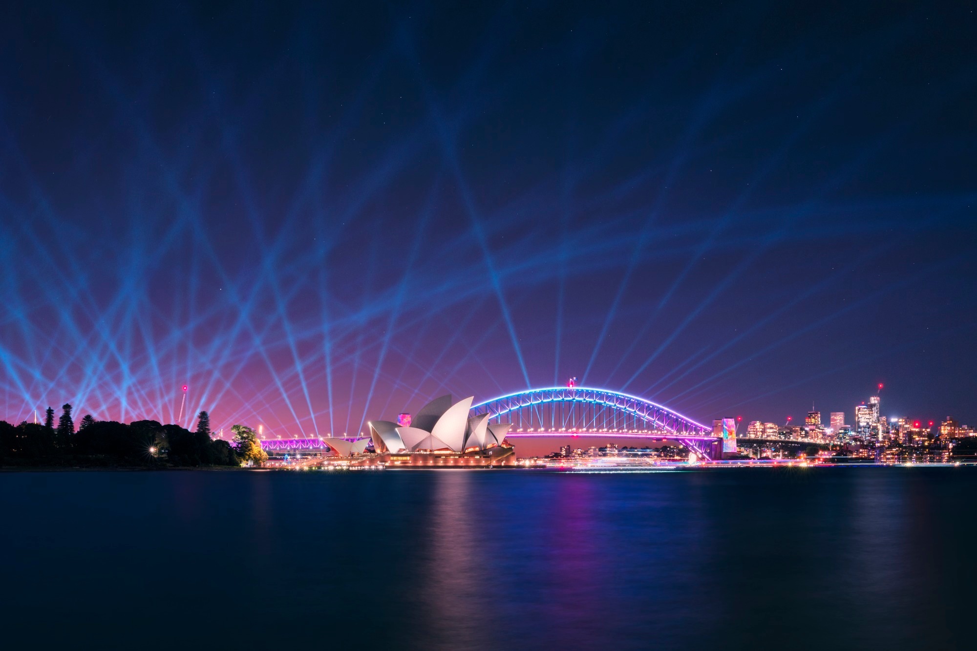 Where to eat, stay and play during Vivid Sydney | Destination NSW